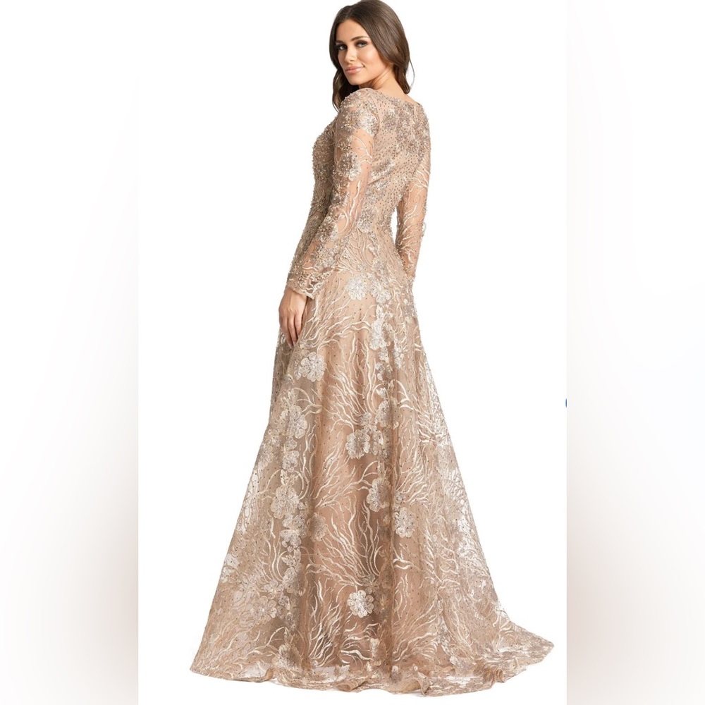 NWT Mac DUGGAL gown